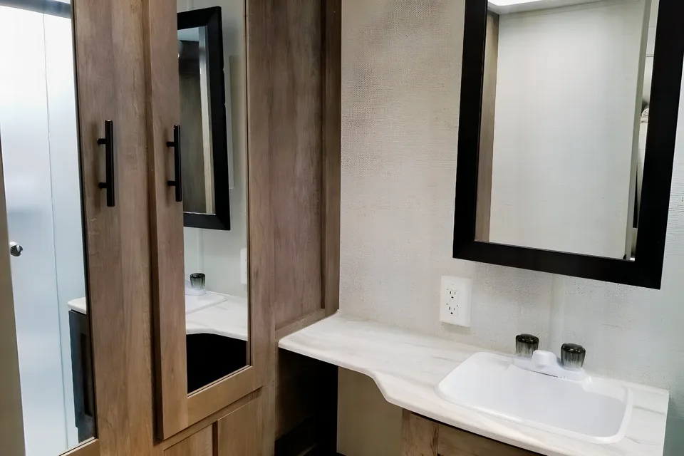 Great American RV's Forest River Salem Cruise Lite 171RBXL Travel Trailer