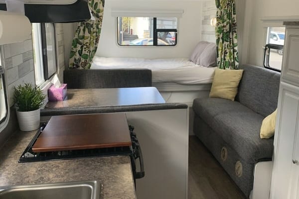 Benny’s Bunkhouse R Vision Trail Cruiser Travel Trailer