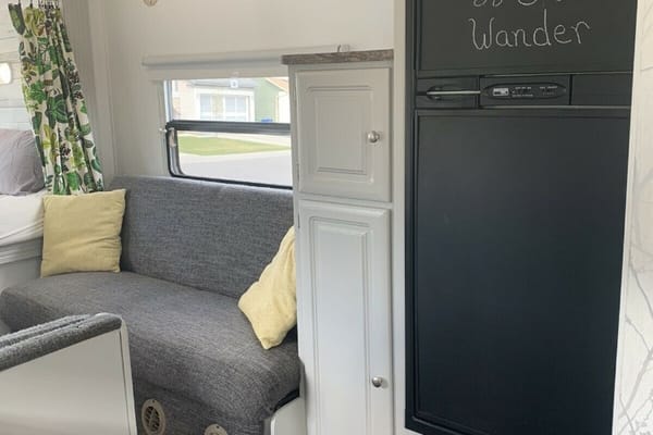 Benny’s Bunkhouse R Vision Trail Cruiser Travel Trailer