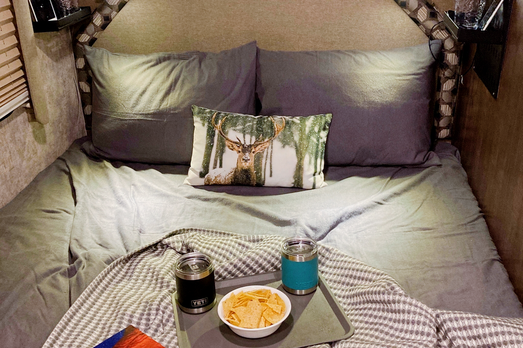Glamping Adventurer