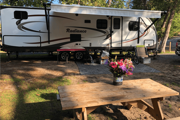 Stefan's Radiance 28QBHS Travel Trailer