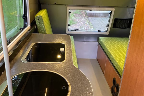 Safari Condo F1743 Roulotte Ultra Légère (1700lbs, possible avec quasi tous véhicule)