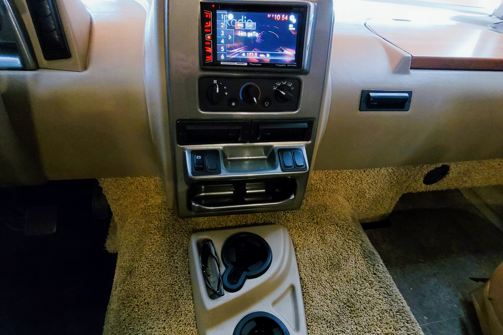 Conor's Winnebago Vista Class A