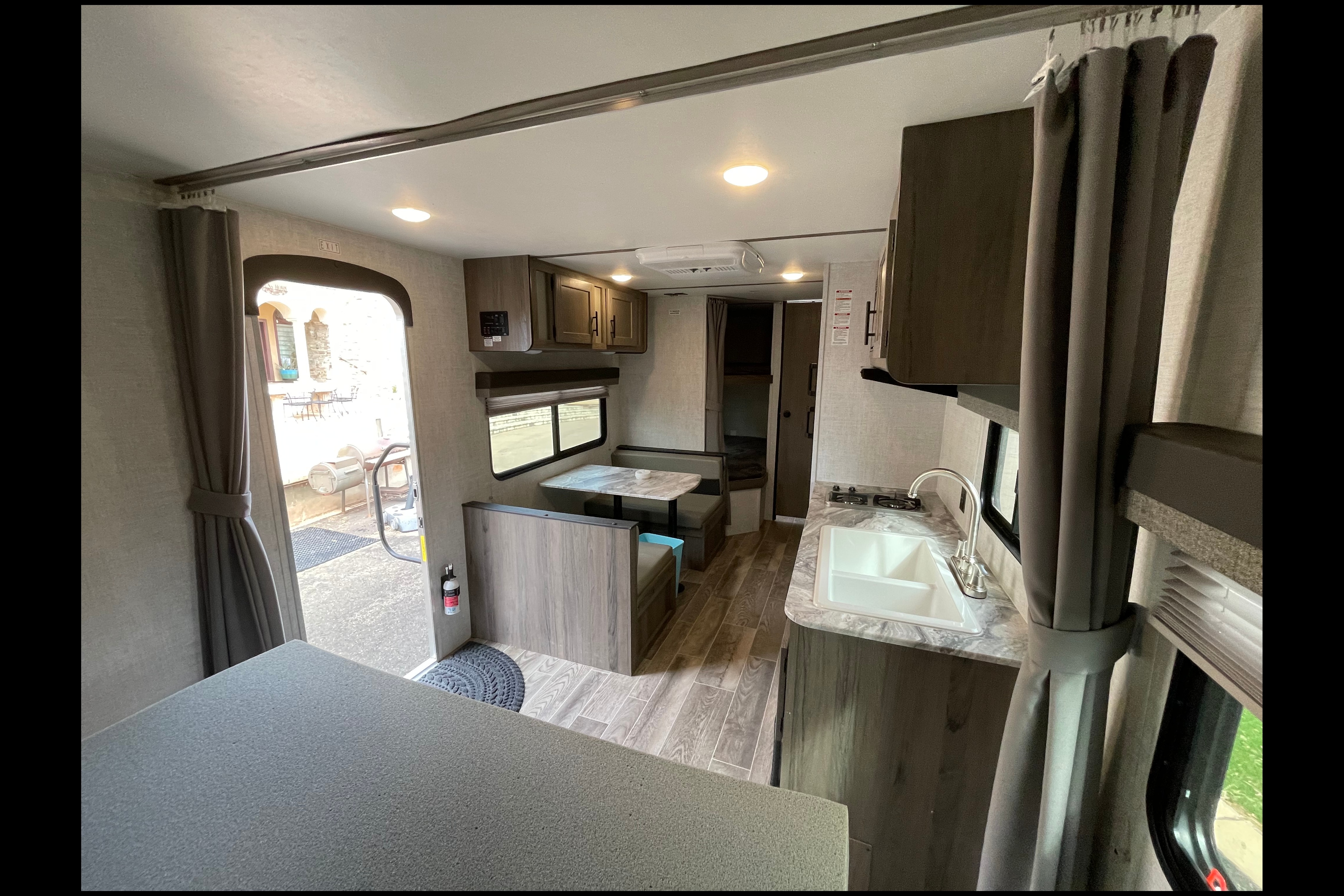 Spacious Clean New 27' Ultra-Lite Travel Trailer