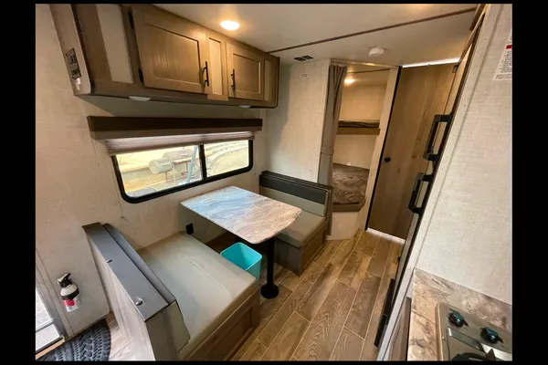 Spacious Clean New 27' Ultra-Lite Travel Trailer