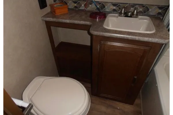 SA’s Forest River Salem 29BH Travel Trailer-Fully stocked!