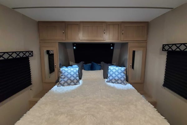 "Frieda" Coachmen Freedom Express Travel Trailer