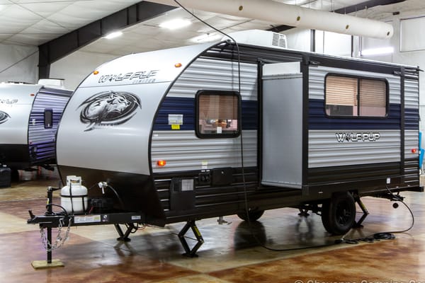 JEFF's Cherokee Wolf Pup 17JG Travel Trailer