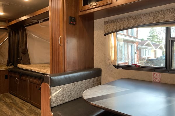 Sarah and Chris's Jayco 17FXD Hybrid