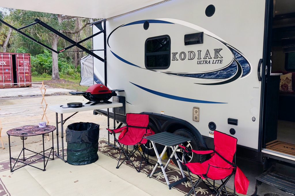 “KODY” Kodiak Dutchmen RV Kodiak Ultra-Lite  Hybrid