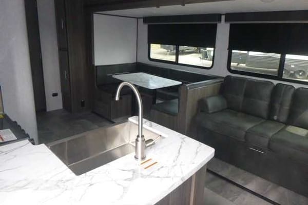 Dejong Kodiak 283BHSL Travel Trailer