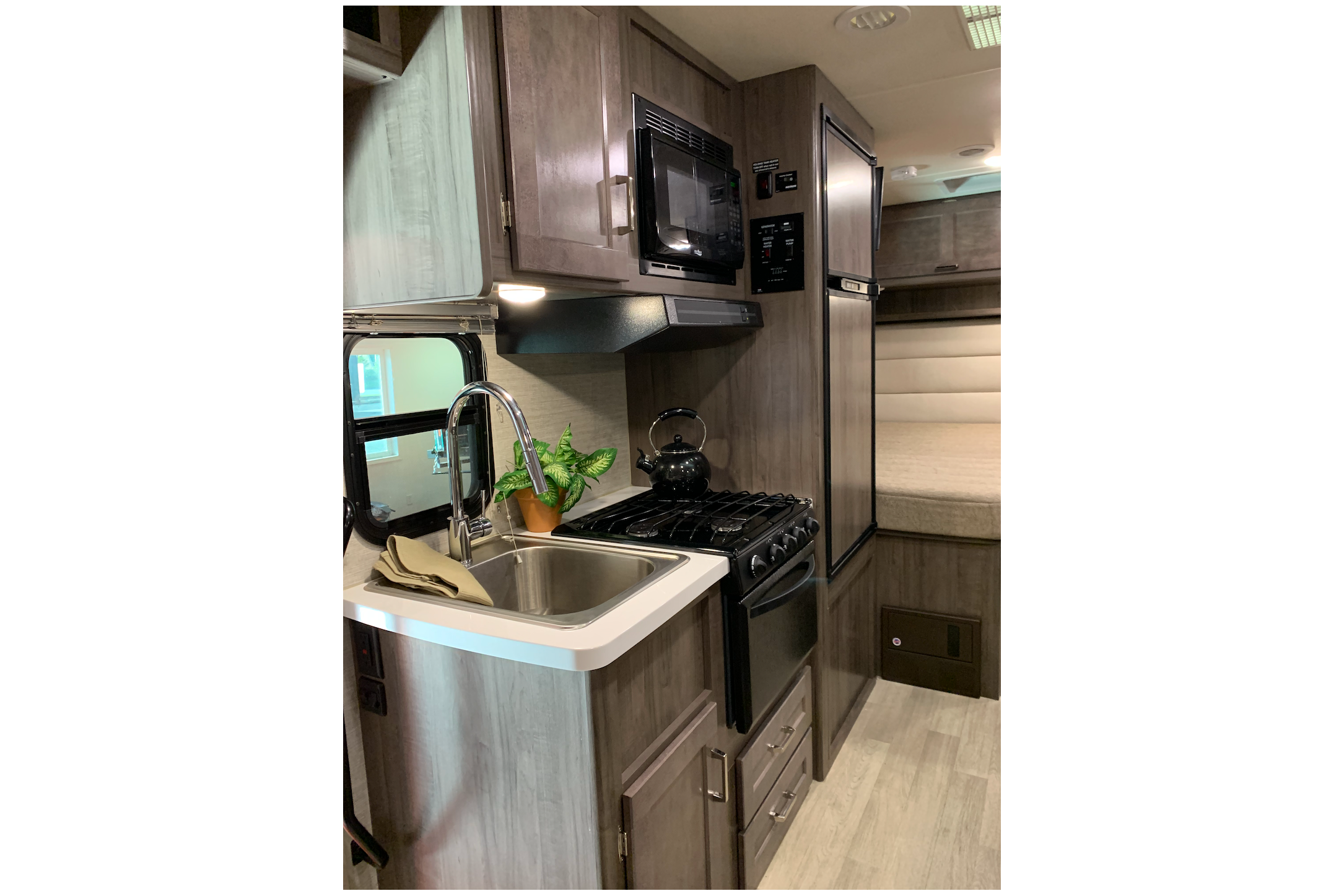 2020 Winnebago Minnie Winnie