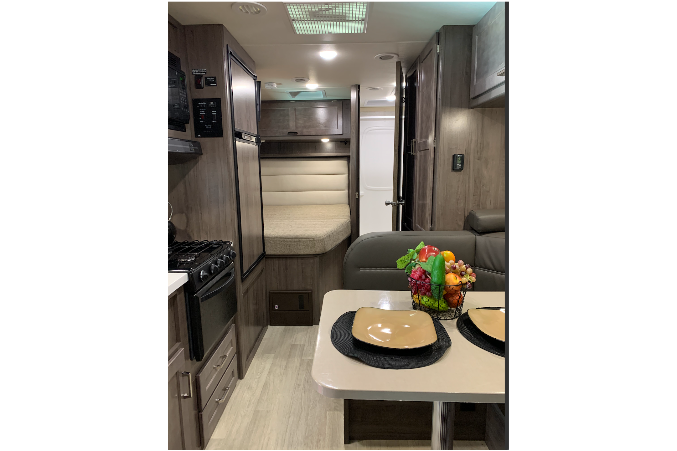 2020 Winnebago Minnie Winnie