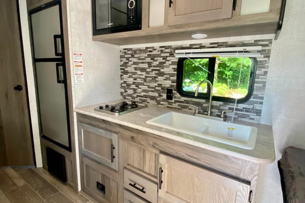 Karly's Super stunning new RV