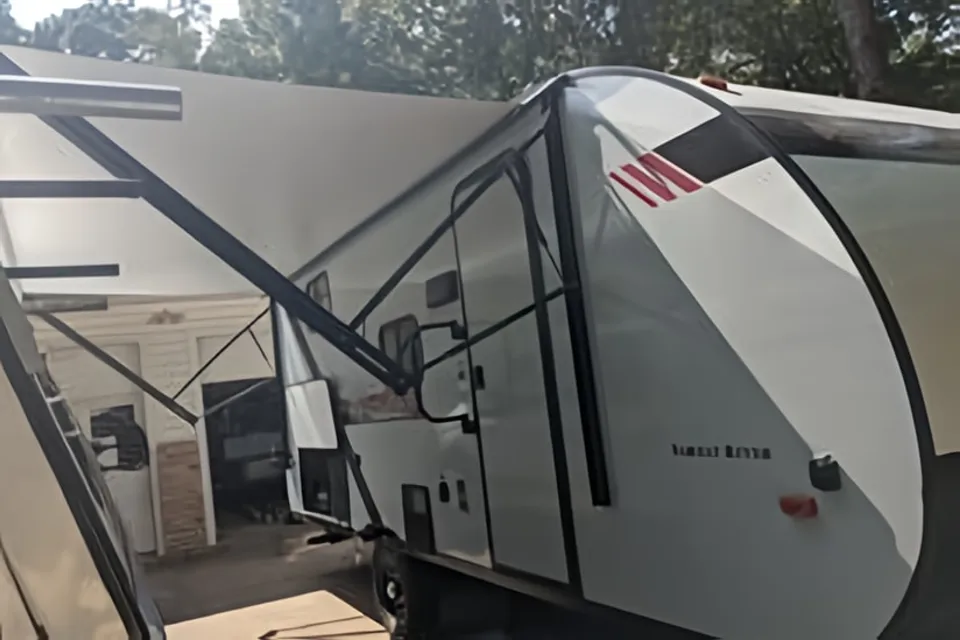 2021 Premium  Wildwood FSX Travel Trailer