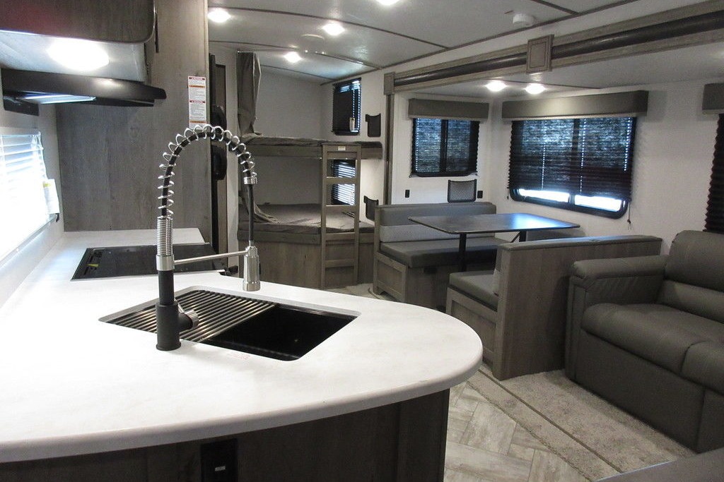 [19] Stress Free RVs - 2021 - XL Bunkhouse Springdale luxury