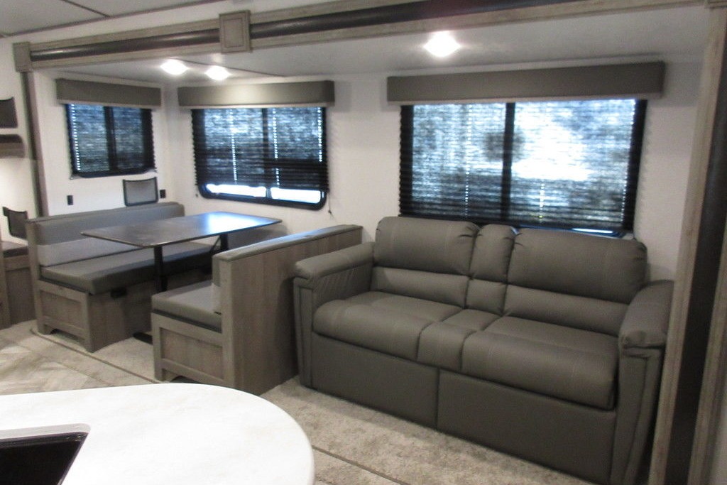[19] Stress Free RVs - 2021 - XL Bunkhouse Springdale luxury