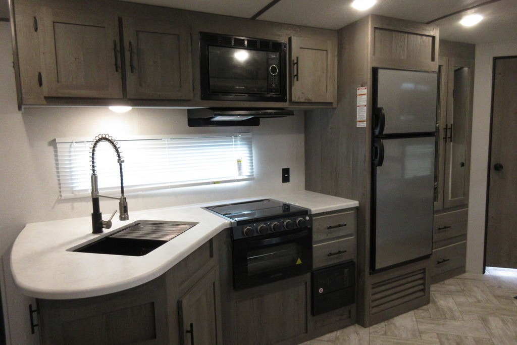 [19] Stress Free RVs - 2021 - XL Bunkhouse Springdale luxury