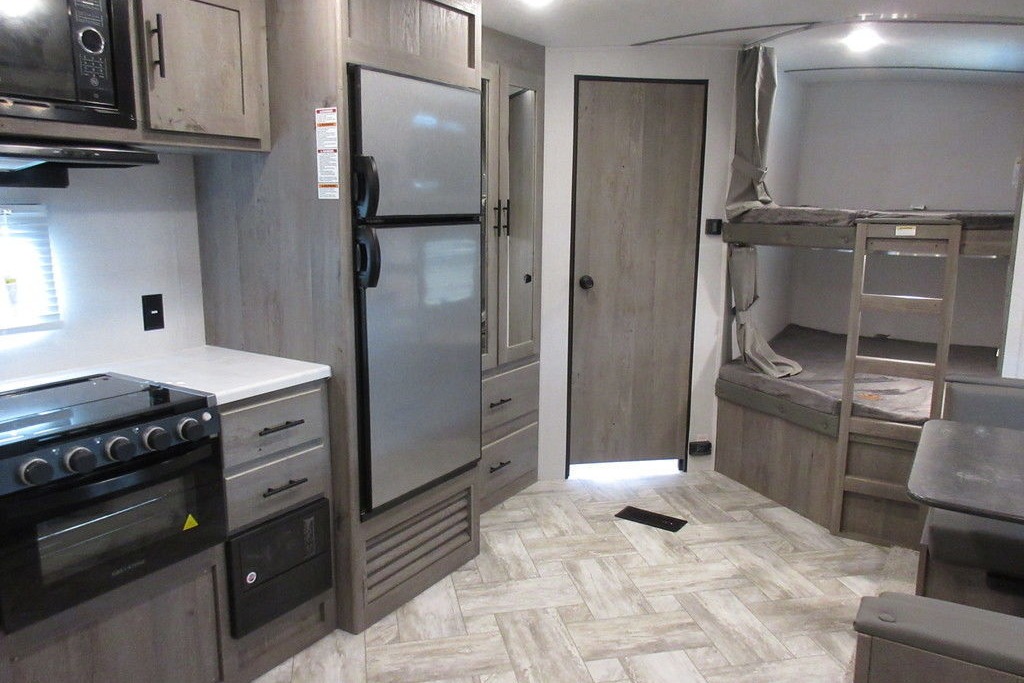 [19] Stress Free RVs - 2021 - XL Bunkhouse Springdale luxury
