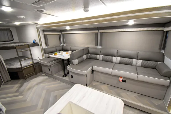 Z RV Adventures "IZZY"