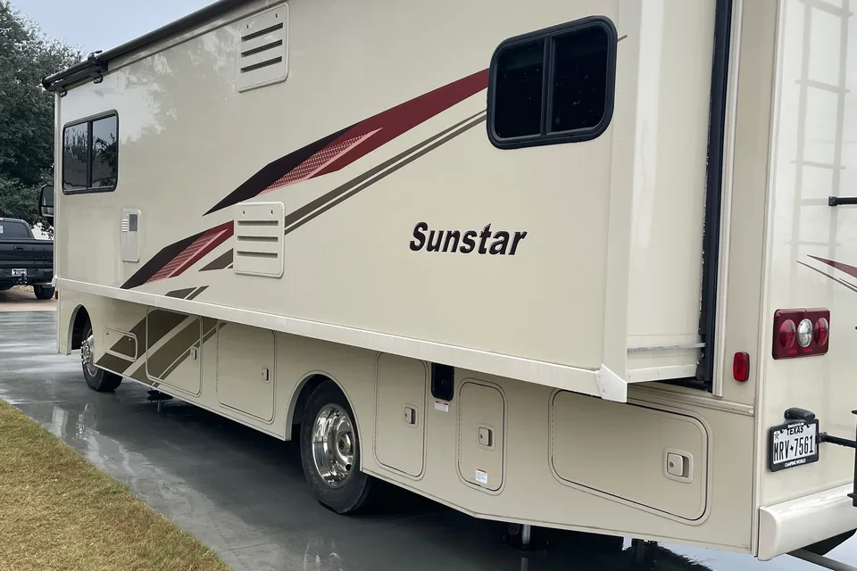 Winnebago  sun star 29 v