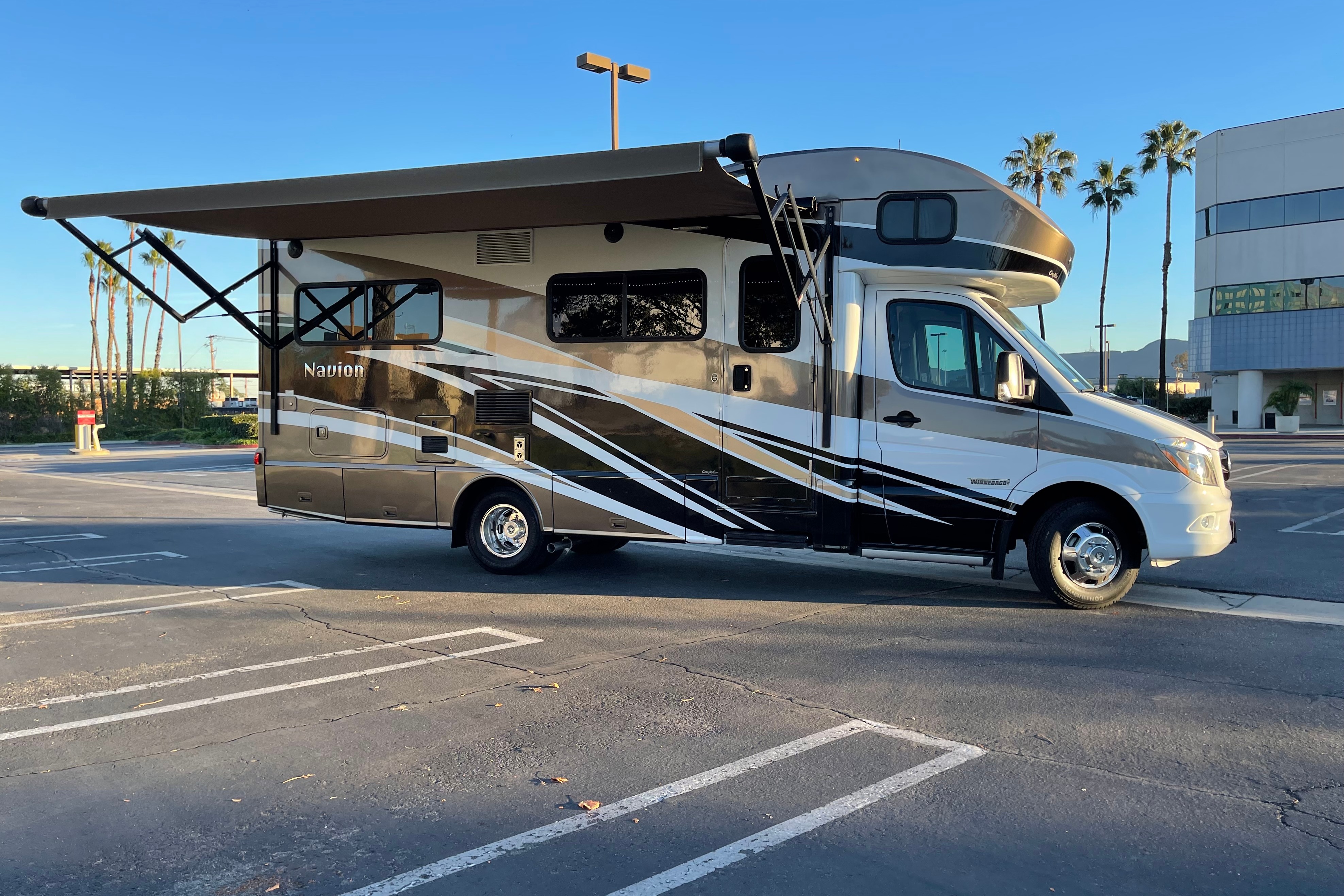  2016 Itasca Navion 24J A&H DIRECT RV RENTALS