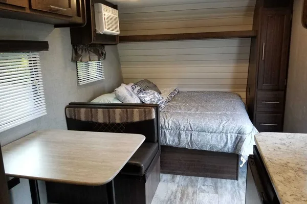 Family Friendly Bunkhouse 2