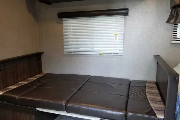 Family Friendly Bunkhouse 2