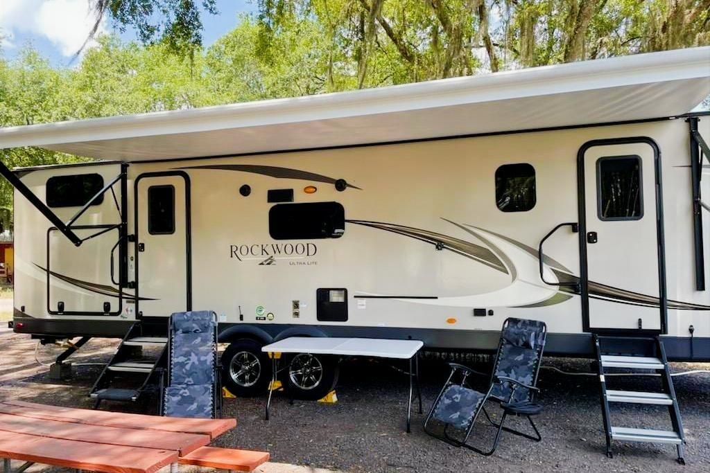 Totally Hitched Bunkhouse