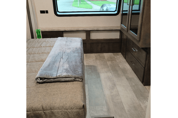 Totally Hitched Bunkhouse