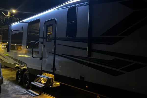 Robert's Grand Design Momentum Toy Hauler