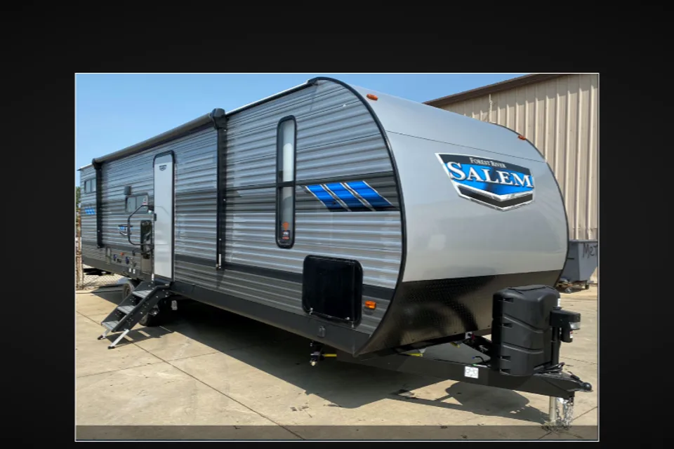 *The Comfy* 2021 Forest River RV Salem: Sleeps 10