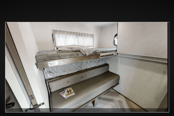 *The Comfy* 2021 Forest River RV Salem: Sleeps 10