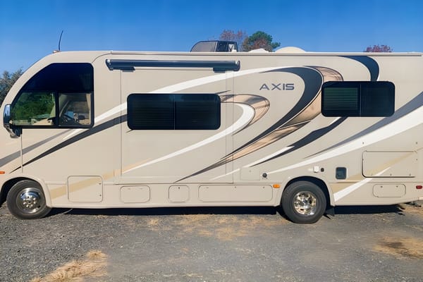 “Getaway” 2016 Thor Axis 24.1 Class A crossover to Class C