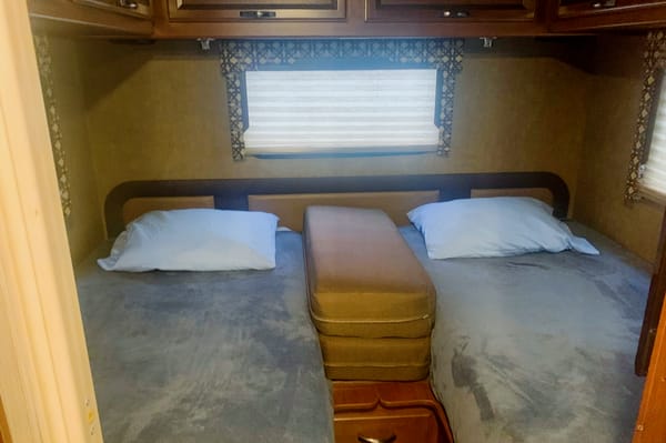 “Getaway” 2016 Thor Axis 24.1 Class A crossover to Class C