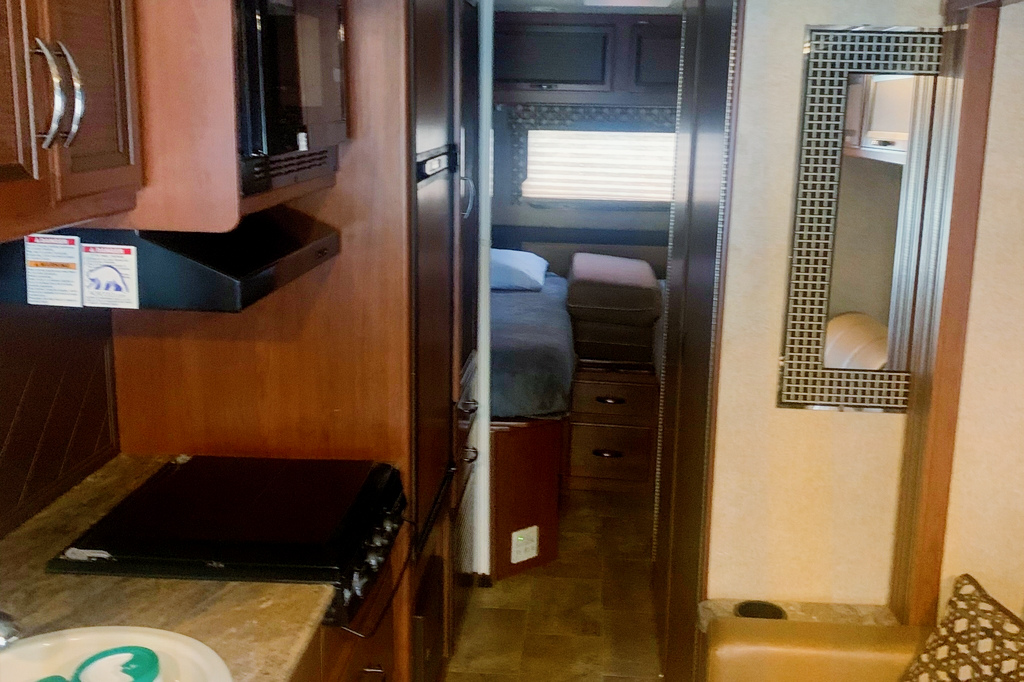 “Getaway”  2016 Thor Axis 24.1 Class A crossover to Class C