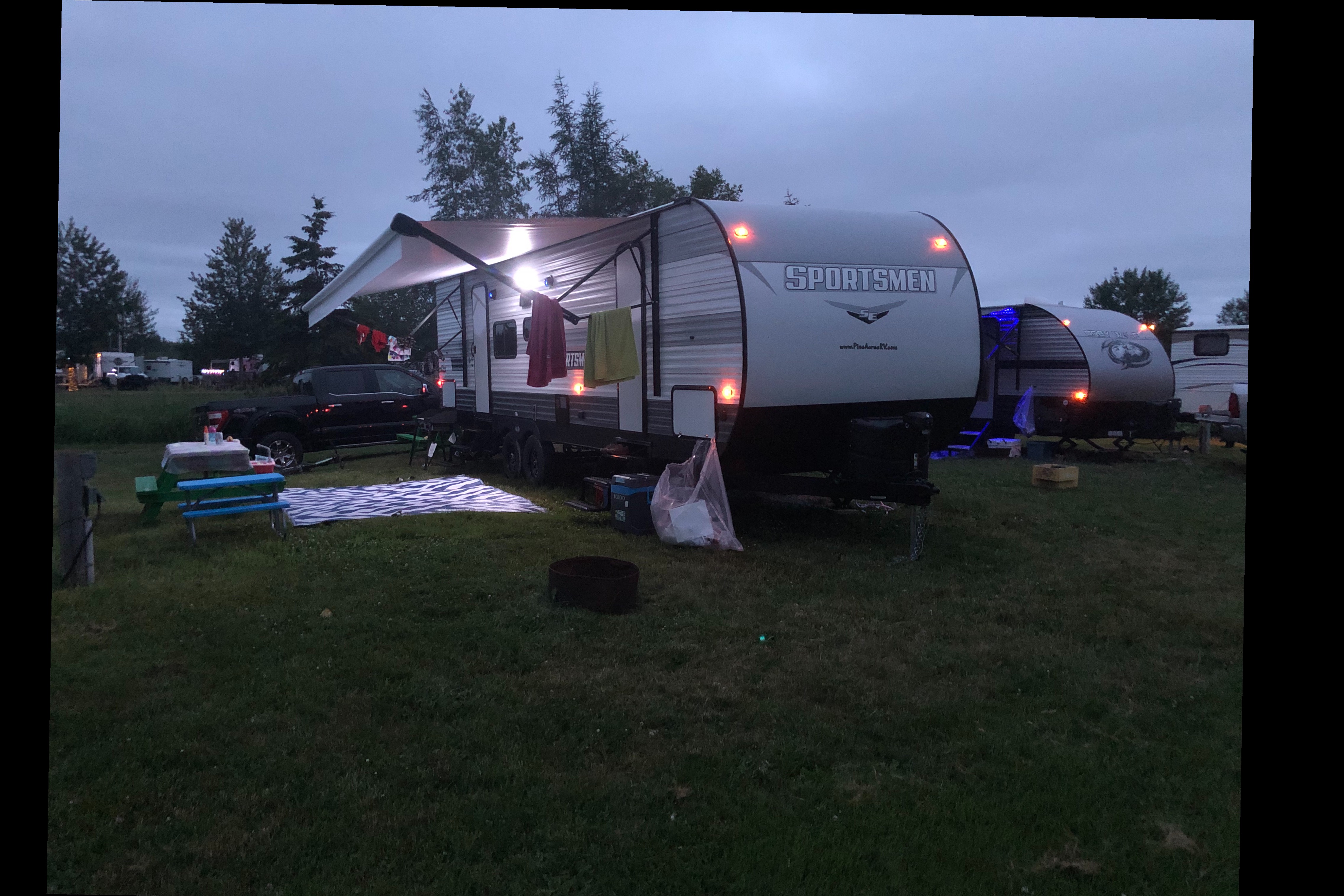 KZ Sportsman 281BHSE Travel Trailer