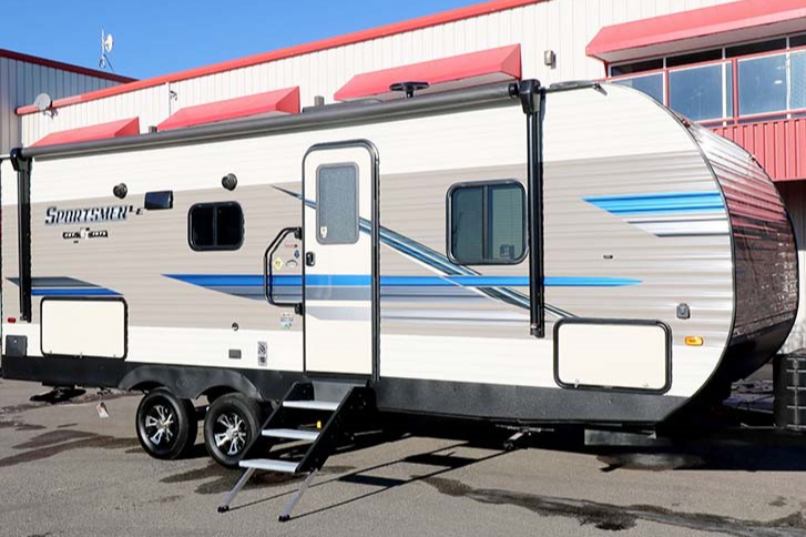 Family FUN with our amazing tent on wheels