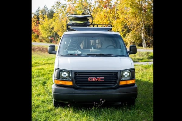 Karine GMC Savana Classe B