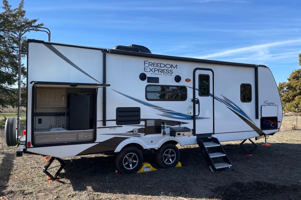 Joe's Coachman 248RBS Freedom Express Travel Trailer