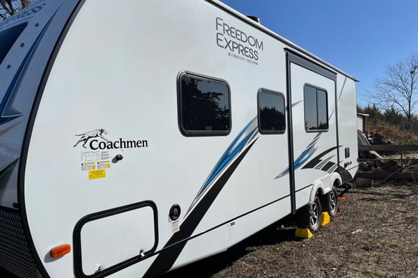 Joe's Coachman 248RBS Freedom Express Travel Trailer