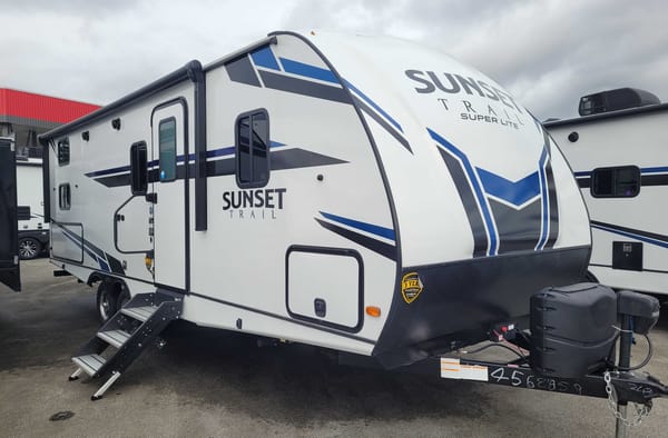 2021 Sunset Trail 242BH