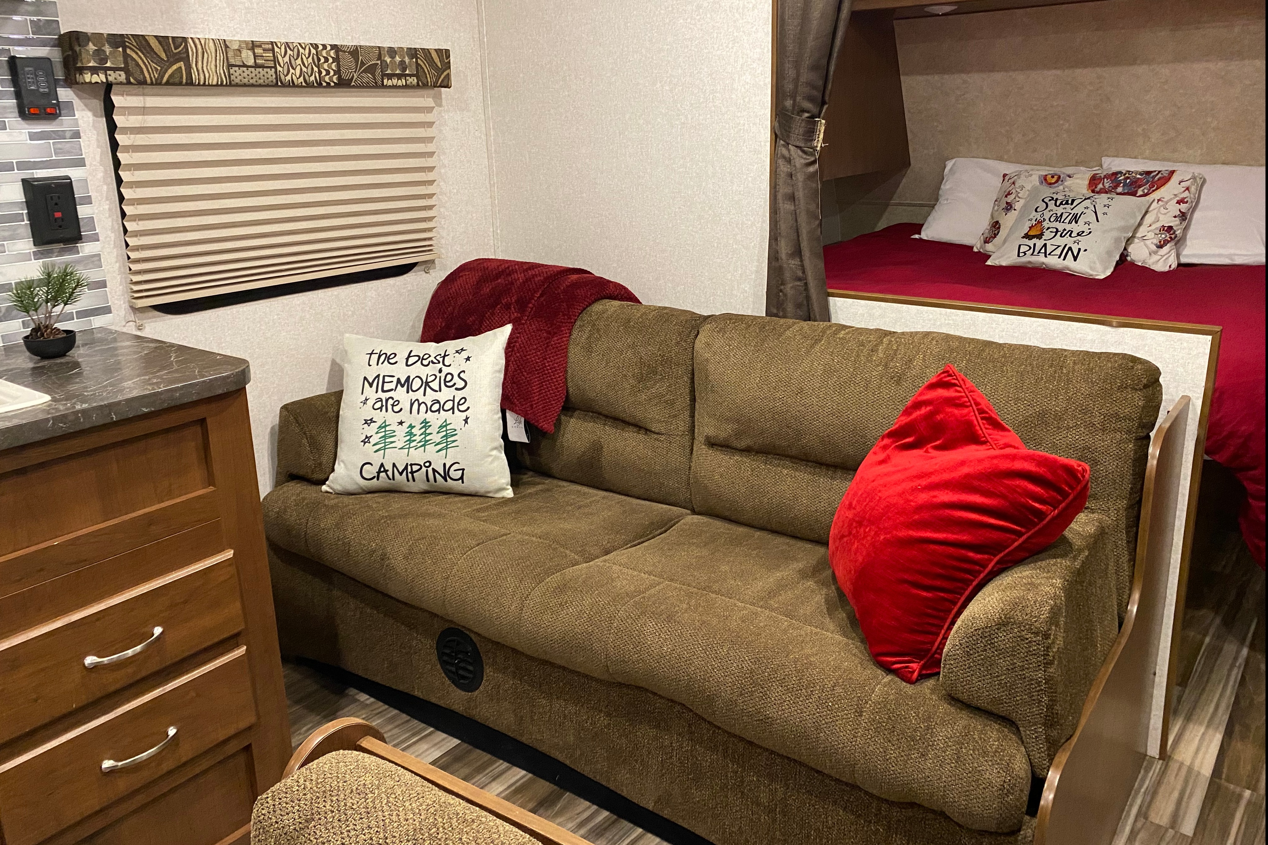 3 Sisters Travel Trailers
