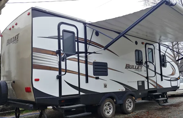Nature of the Bear's 25ft Travel Trailer