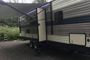 Adam's Sportsmen KZ Travel Trailer