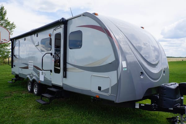 2014 Viewfinder 28BHSS Travel Trailer