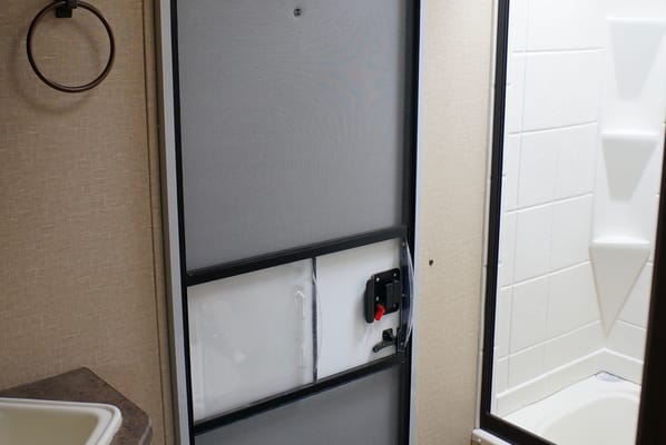 2014 Viewfinder 28BHSS Travel Trailer