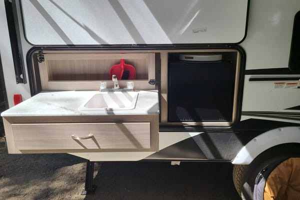 Frank and Karla's Ultralight 26' bunkhouse