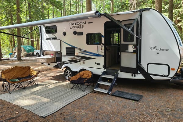 Frank and Karla's Ultralight 26' bunkhouse