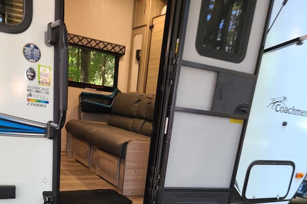Frank and Karla's Ultralight 26' bunkhouse